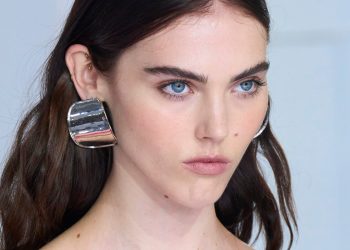 Best Shampoo for Oily Hair for All Hair Types