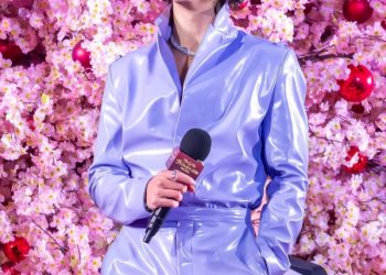 Timothée Chalamet is Having the Most Fun With His Wonka Style