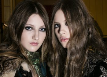 Mob Wife Makeup + Indie Sleaze Are Overtaking the “Clean Girl” Aesthetic