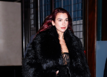 Everything You Need For A Mob Wife Outfit