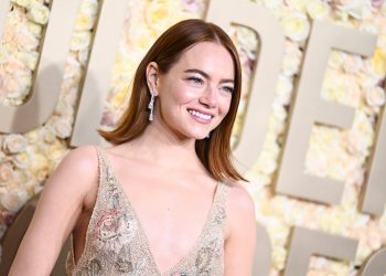 Bob Haircuts for Women: How to Wear the Trendy Hairstyle in 2024