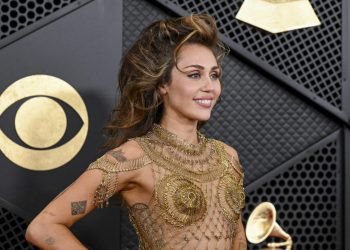 The Exact Products Used for the Best Grammys 2024 Beauty Looks