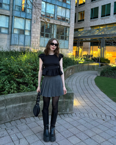 I tried wearing peplum tops: Allina Liu