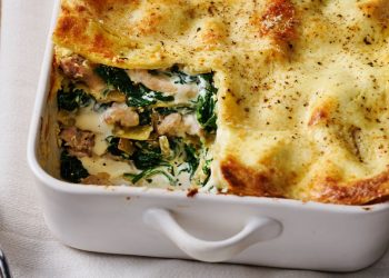 Chicken and spinach lasagne recipe