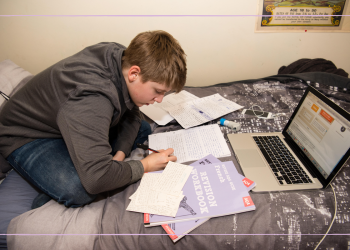 £100 for an A – would you pay your kid for their GCSE grades? This mum claims her son is ‘genuinely motivated’ by her ‘results reward strategy’