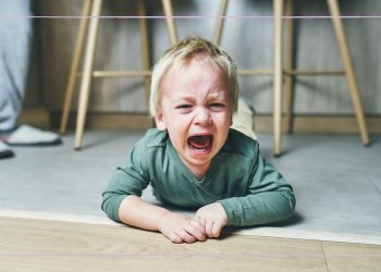 Psychologist warns of the one ‘big message’ you send your child if you film them having a meltdown