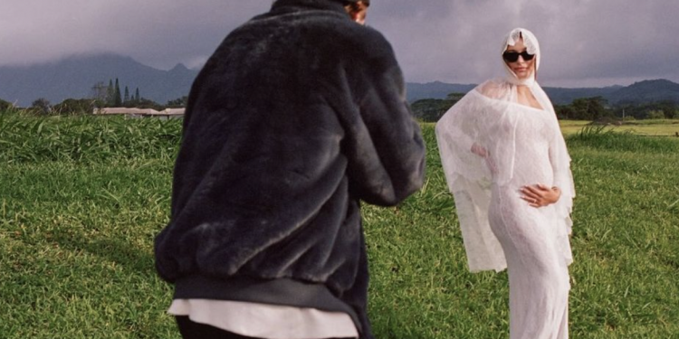 Hailey Bieber Is Pregnant: See Her Maternity Photos