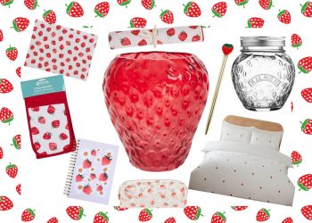 Strawberry vase mania is back!