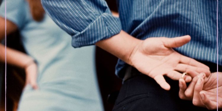 11 ways to ‘spot infidelity’ according to research, and #4 could be confusing