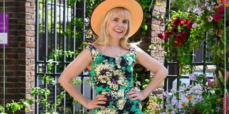 Paloma Faith says the term co-parent ‘over compliments’ men as she opens up about life with her two daughters