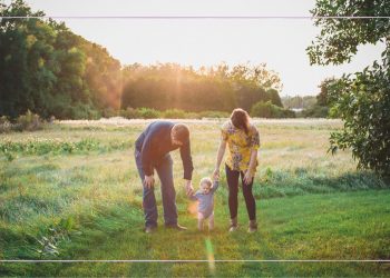 What is parallel parenting and do you do it? Experts share 4 tips to reap the benefits of the alternative co-parenting approach