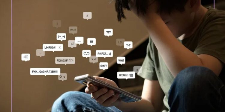 How does social media affects teenagers’ mental health according to research, and 11 expert tips on how to protect your child