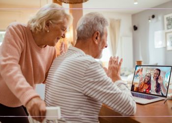 Does Nan live in a different city? Here are 10 ways grandparents can ‘do long distance’, according to a family psychologist