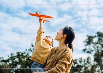 Can noticing ‘glimmers’ help with stress of parenting? Yes, according to science