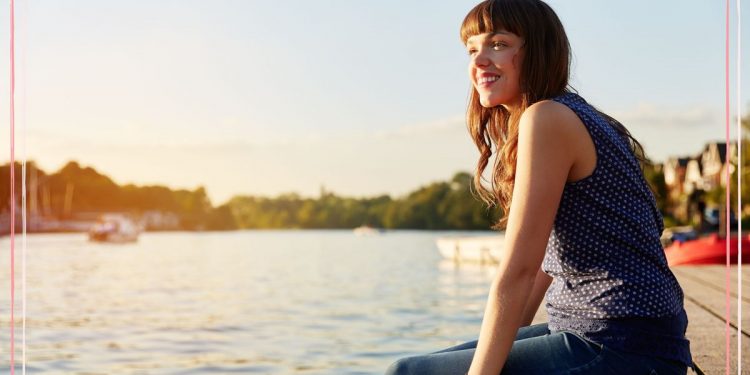 Happiness expert reveals 5 mood-boosting steps even busy mums can fit into every day