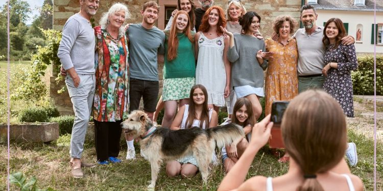 Recognise these 8 traits? Then you probably grew up in a big family