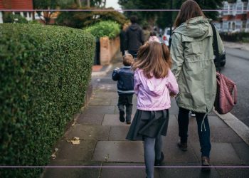 I’m a mum asking do we really need small talk on the school run?