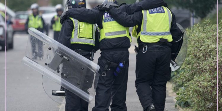 How do you talk to kids about the riots? We spoke to a psychologist and a teacher