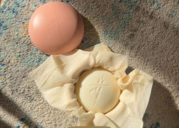 The Thrill of Your Best Friend’s Makeup Bag