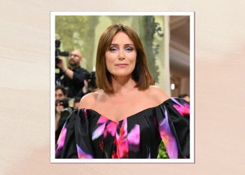 Keeley Hawes’ tousled, effortless bob is our dream hairstyle