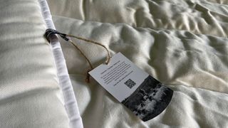 Floks Wool Mattress Topper label