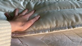 Floks Wool Mattress Topper texture check