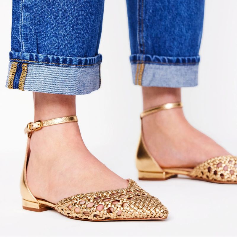 Pointed Toe Cap Flats
