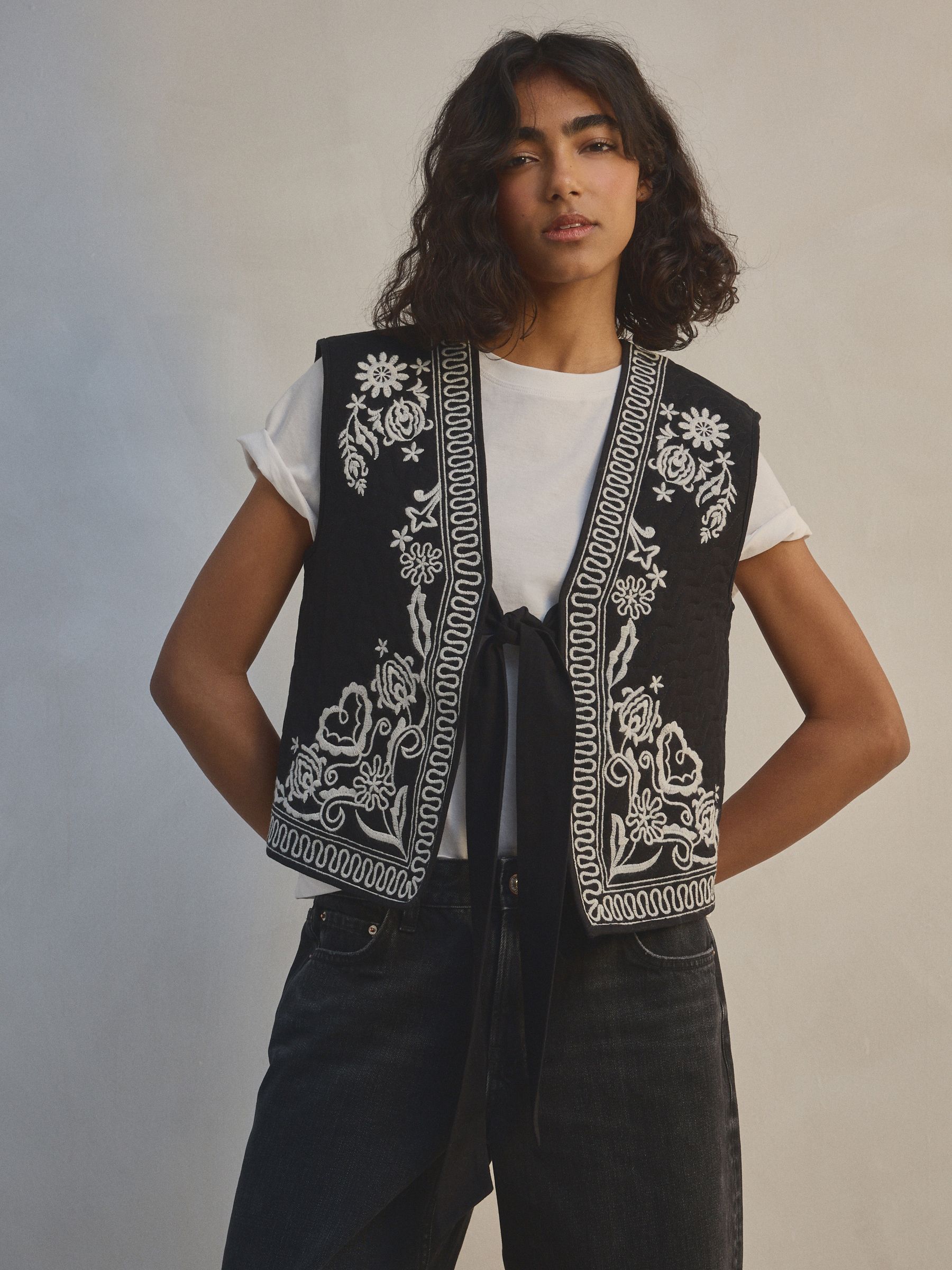 Black Quilted Embroidered Gilet