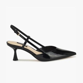black point toe kitten heel