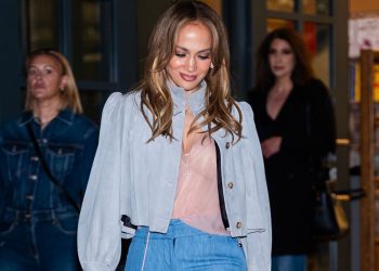 Jennifer Lopez just swapped her trusty jeans for these summer-ready tailored denim trousers