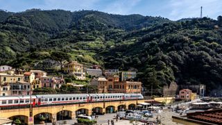 Monterosso to Genoa train