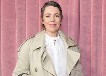 Olivia Colman’s longline trench is a spring essential