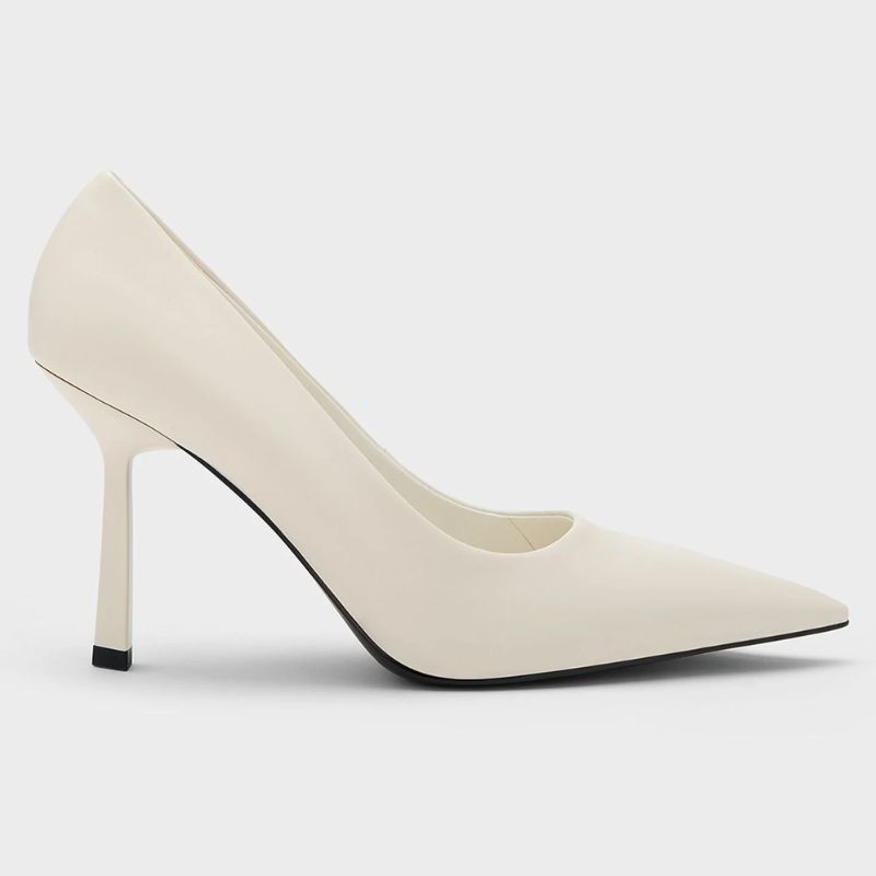 white pointed toe courts