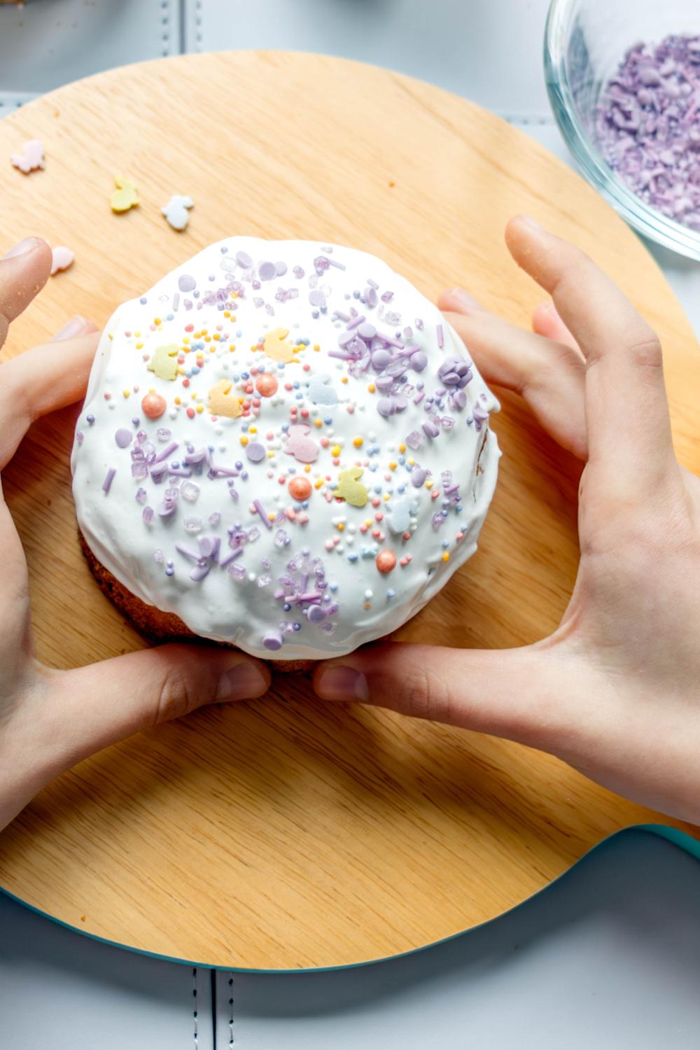 Cake decorating