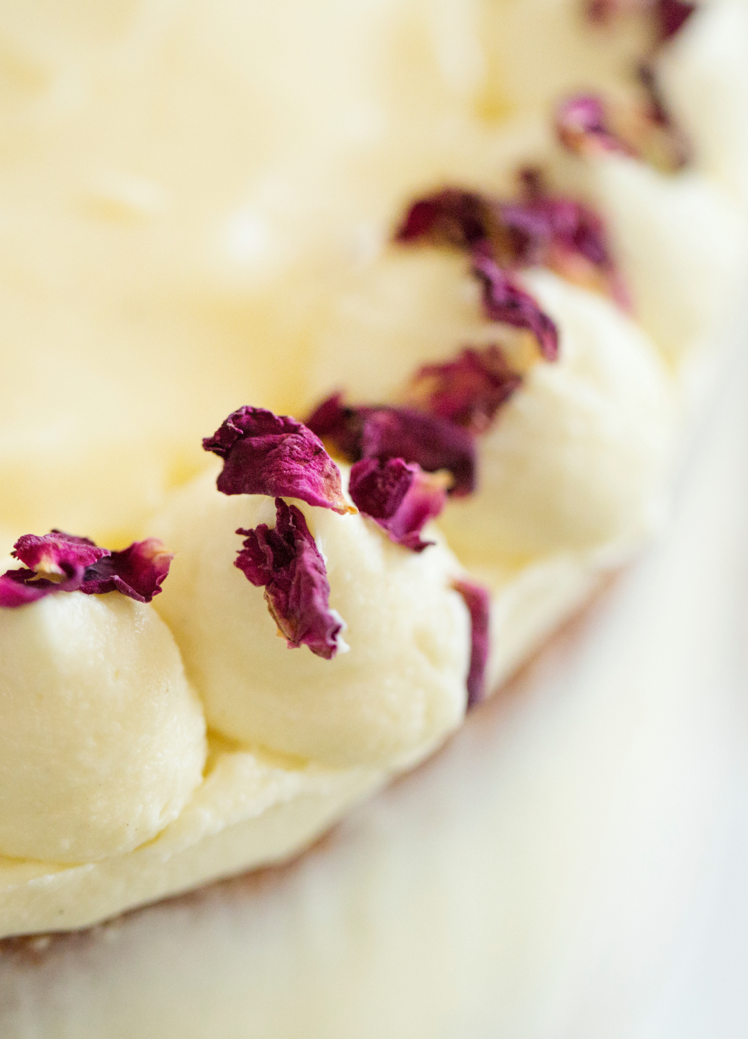 Flowers on a cake