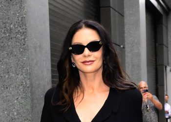 Catherine Zeta-Jones shows how to move florals into autumn