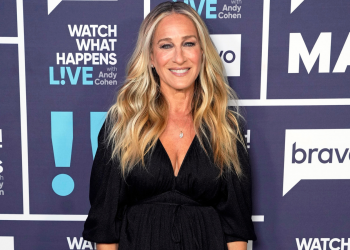 Sarah Jessica Parker showcases why an empire line is so flattering