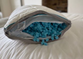 Simba Hybrid Pillow review: a customisable, hot-flush hero?