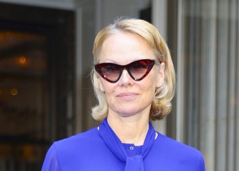 Pamela Anderson’s royal blue look is a bold summer statement