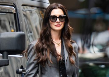 Anne Hathaway just proved cowboy boots work with tailoring