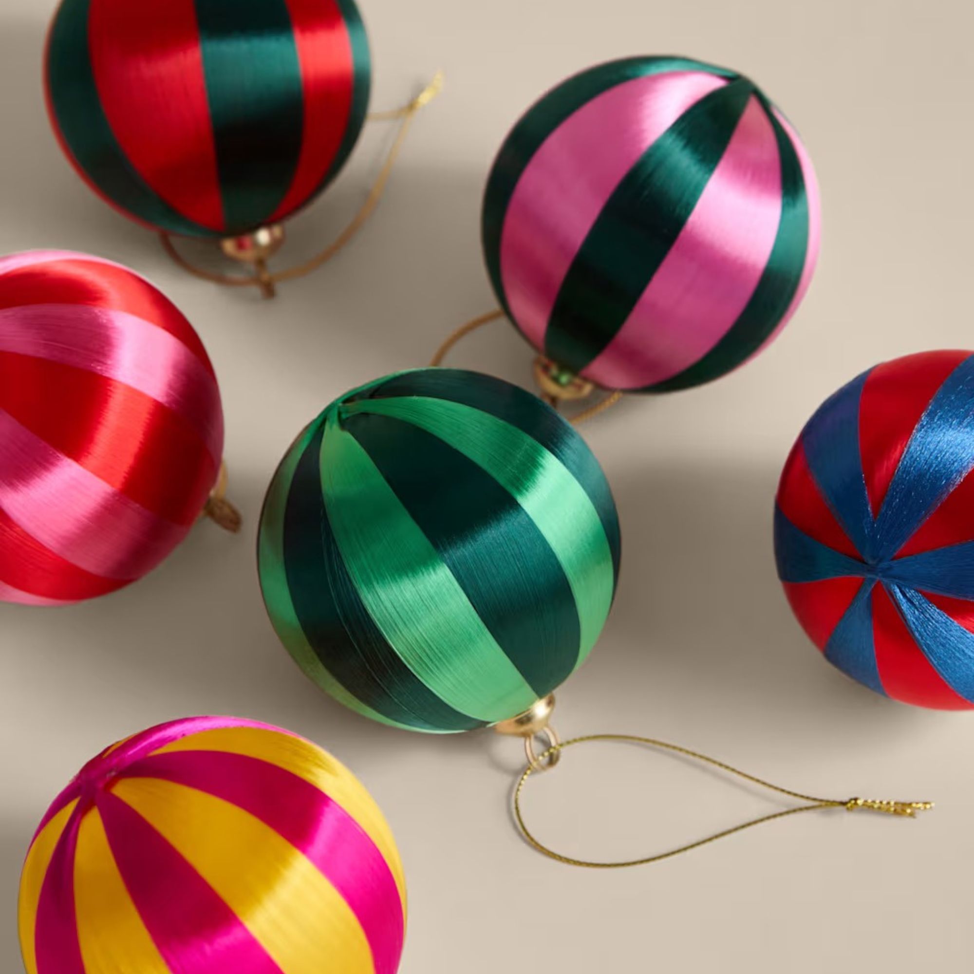 striped baubles 