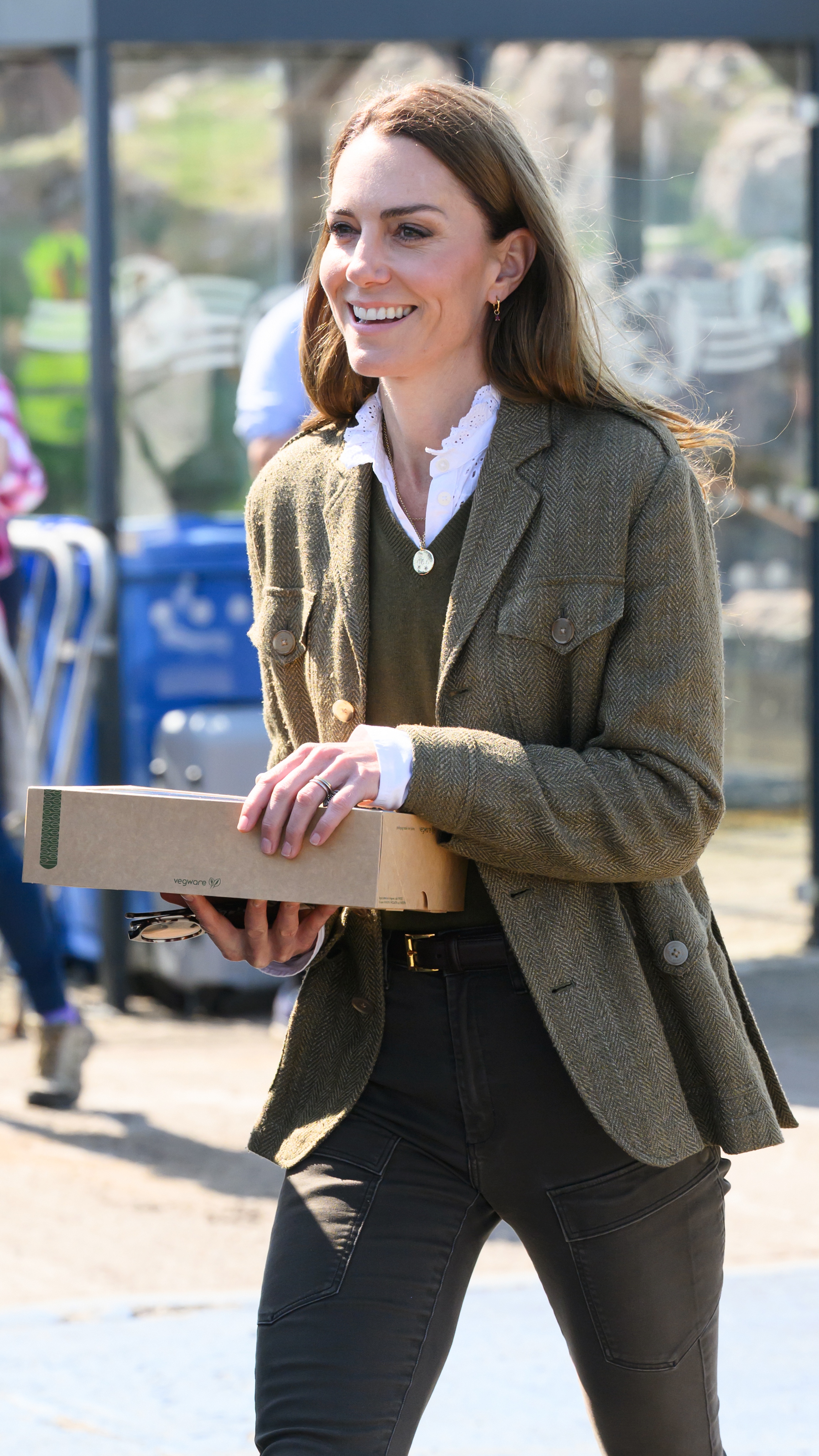 The Princess of Wales holds a box as she returns from the island of Iona on a public ferry on April 30, 2025