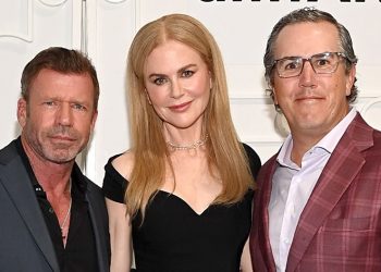 Nicole Kidman makes first public outing since divorce announcement