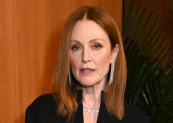 Julianne Moore’s simple LBD is such a versatile party staple