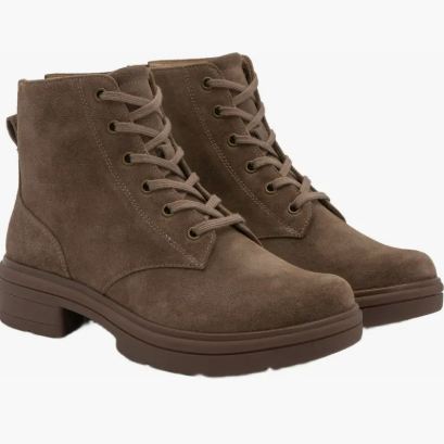 brown suede boots