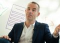 Martin Lewis’ online shopping trick could save on last-minute gifts