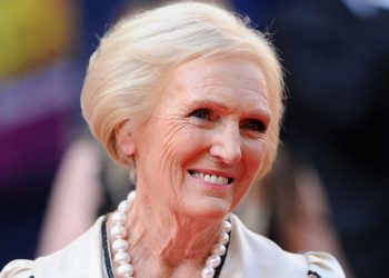 A Mary Berry Christmas turns cheeky with guest Zoe Ball