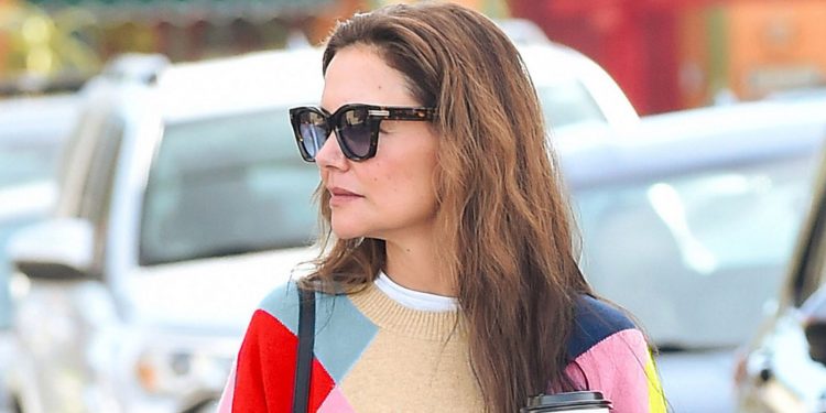 Katie Holmes’ bright jumper is the perfect transition piece