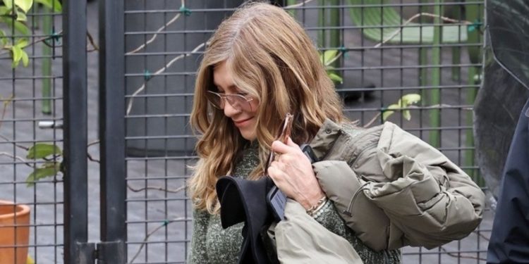 Jennifer Aniston’s straight-leg jeans will be huge in 2026