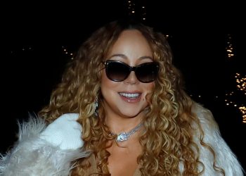 Mariah Carey’s knitted co-ord is a cosy everyday staple
